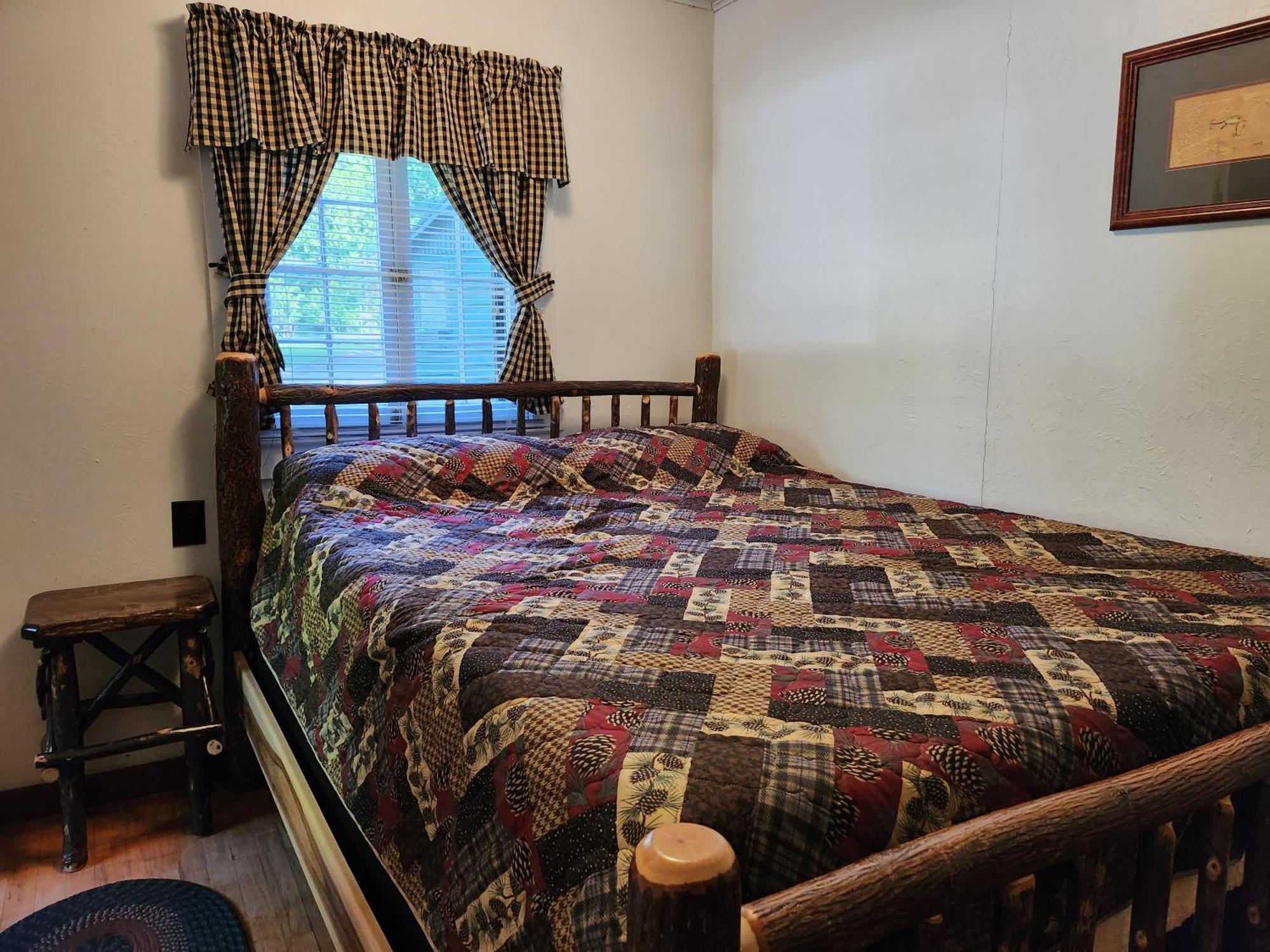 Moreno'S Adirondack Cabins Saranac Lake Ngoại thất bức ảnh