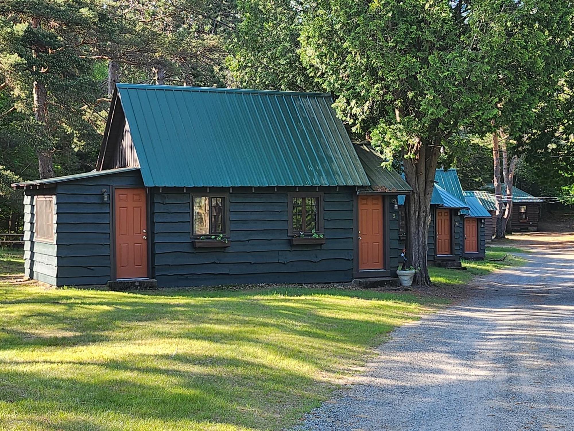 Moreno'S Adirondack Cabins Saranac Lake Ngoại thất bức ảnh